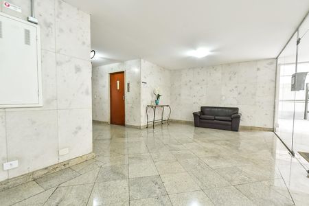 Apartamento à venda com 73m², 2 quartos e 1 vaga Apartamento à venda com 73m², 2 quartos e 1 vagaHall de entrada