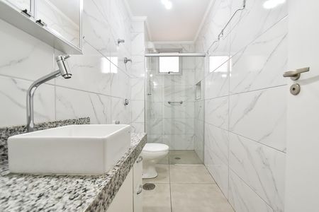 Apartamento à venda com 73m², 2 quartos e 1 vaga Apartamento à venda com 73m², 2 quartos e 1 vagaBanheiro