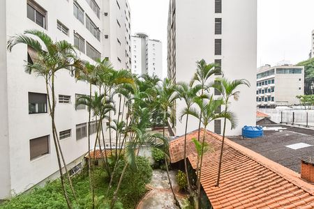 Apartamento à venda com 73m², 2 quartos e 1 vaga Apartamento à venda com 73m², 2 quartos e 1 vagaVista da área de serviço