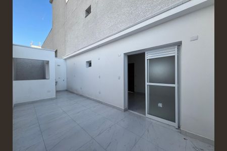 Casa de condomínio à venda com 46m², 1 quarto e sem vaga Casa de condomínio à venda com 46m², 1 quarto e sem vagaQuintal