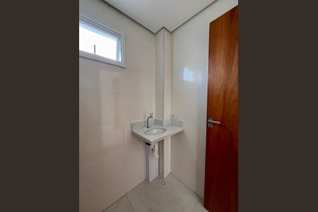 Casa de condomínio à venda com 46m², 1 quarto e sem vaga Casa de condomínio à venda com 46m², 1 quarto e sem vagaBanheiro
