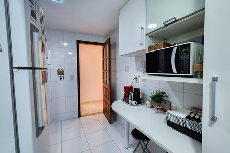 Apartamento à venda com 86m², 2 quartos e 1 vaga Apartamento à venda com 86m², 2 quartos e 1 vagaCozinha