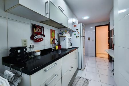Apartamento à venda com 86m², 2 quartos e 1 vaga Apartamento à venda com 86m², 2 quartos e 1 vagaCozinha