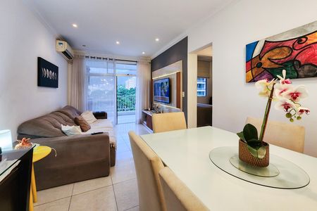 Sala  de apartamento à venda com 2 quartos, 86m² em Grajaú, Rio de Janeiro
