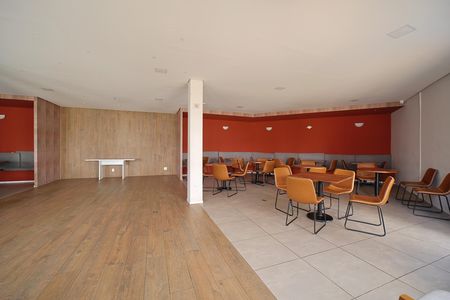 Casa para alugar com 57m², 2 quartos e 1 vagaÁrea comum - Salão de festas