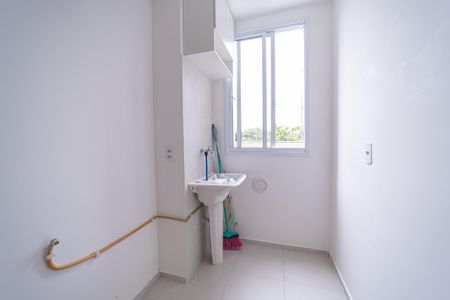 Casa para alugar com 57m², 2 quartos e 1 vagaÁrea de Serviço