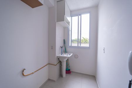 Casa para alugar com 57m², 2 quartos e 1 vagaÁrea de Serviço