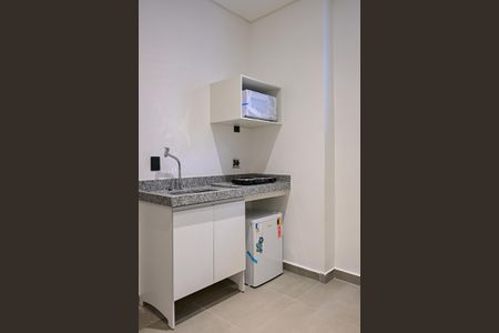 Cozinha de kitnet/studio para alugar com 1 quarto, 18m² em Lapa de Baixo, São Paulo
