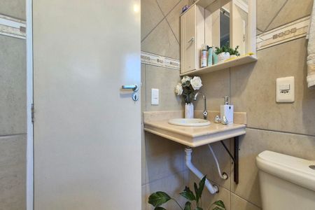 Apartamento à venda com 72m², 2 quartos e 1 vaga Apartamento à venda com 72m², 2 quartos e 1 vagaBanheiro