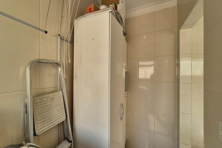 Apartamento à venda com 72m², 2 quartos e 1 vaga Apartamento à venda com 72m², 2 quartos e 1 vagaÁrea de Serviço