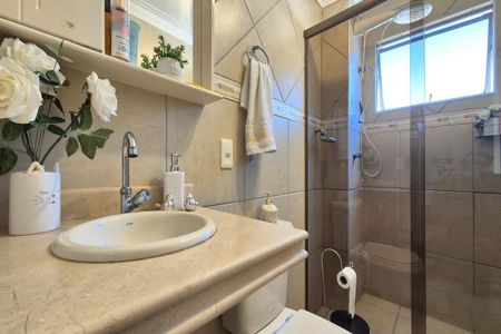 Apartamento à venda com 72m², 2 quartos e 1 vaga Apartamento à venda com 72m², 2 quartos e 1 vagaBanheiro