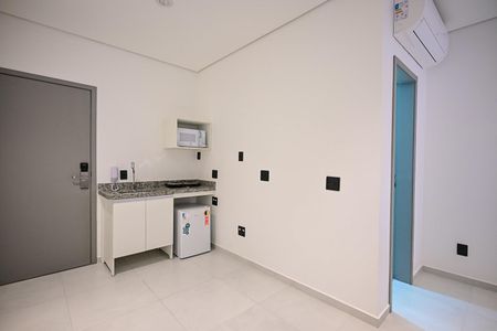Cozinha de kitnet/studio para alugar com 1 quarto, 38m² em Lapa de Baixo, São Paulo