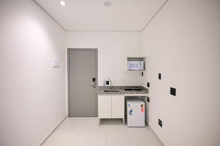 Cozinha de kitnet/studio para alugar com 1 quarto, 38m² em Lapa de Baixo, São Paulo