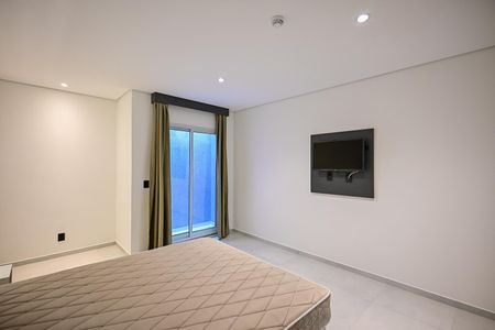 Sala/Quarto de kitnet/studio para alugar com 1 quarto, 32m² em Lapa de Baixo, São Paulo