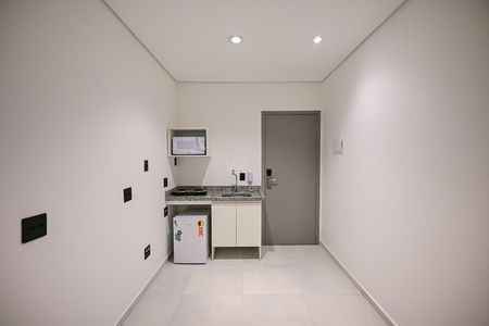 Cozinha de kitnet/studio para alugar com 1 quarto, 32m² em Lapa de Baixo, São Paulo