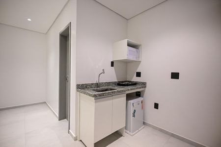 Cozinha de kitnet/studio para alugar com 1 quarto, 28m² em Lapa de Baixo, São Paulo