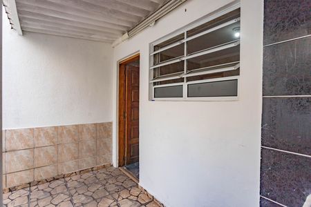 Casa de condomínio à venda com 320m², 2 quartos e 2 vagasÁrea de serviço 