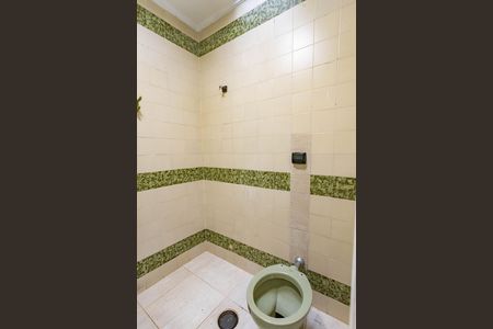 Casa de condomínio à venda com 320m², 2 quartos e 2 vagasBanheiro 