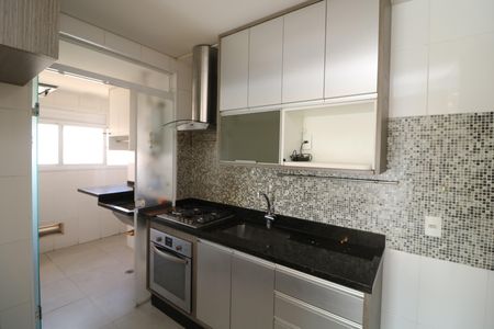 Apartamento à venda com 85m², 2 quartos e 2 vagasCozinha