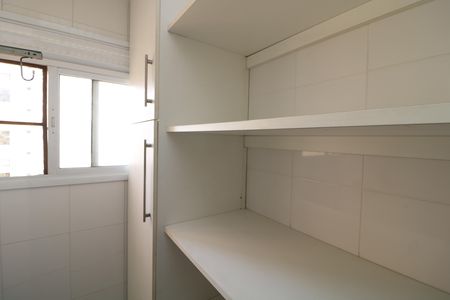 Apartamento à venda com 85m², 2 quartos e 2 vagasDespensa