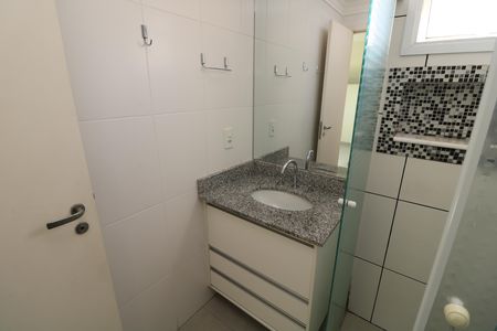 Apartamento à venda com 85m², 2 quartos e 2 vagasBanheiro da Suíte