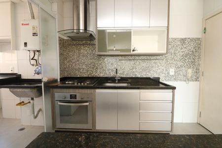 Apartamento à venda com 85m², 2 quartos e 2 vagasCozinha