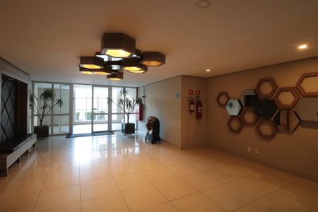 Apartamento à venda com 85m², 2 quartos e 2 vagasHall de entrada