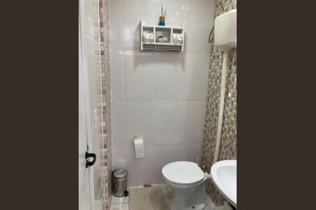 Apartamento para alugar com 60m², 2 quartos e 1 vaga Apartamento para alugar com 60m², 2 quartos e 1 vagaBanheiro