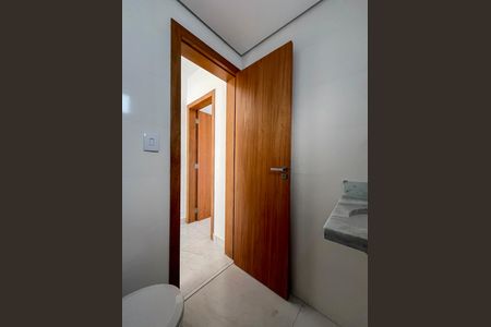 Casa de condomínio à venda com 42m², 1 quarto e sem vagaBanheiro