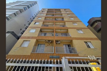 Apartamento para alugar com 28m², 2 quartos e 1 vaga Apartamento para alugar com 28m², 2 quartos e 1 vagaFachada