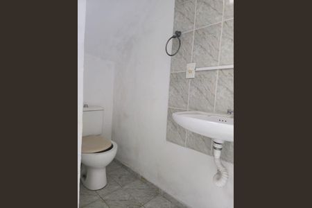 Casa para alugar com 220m², 3 quartos e 4 vagas Casa para alugar com 220m², 3 quartos e 4 vagasLavabo de Serviço