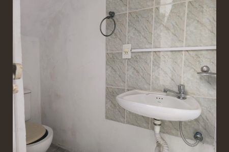 Casa para alugar com 220m², 3 quartos e 4 vagas Casa para alugar com 220m², 3 quartos e 4 vagasLavabo de Serviço