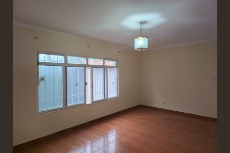 Casa para alugar com 220m², 3 quartos e 4 vagas Casa para alugar com 220m², 3 quartos e 4 vagasSala