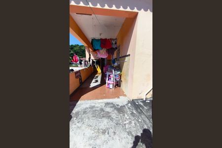 Casa à venda com 100m², 3 quartos e 1 vaga Casa à venda com 100m², 3 quartos e 1 vagaÁrea externa