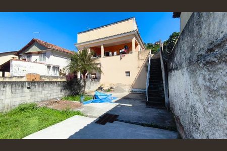 Casa à venda com 100m², 3 quartos e 1 vaga Casa à venda com 100m², 3 quartos e 1 vagaÁrea externa