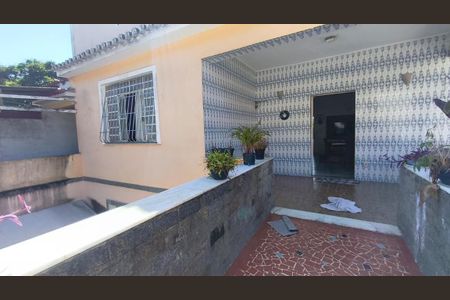 Casa à venda com 100m², 3 quartos e 1 vaga Casa à venda com 100m², 3 quartos e 1 vagaÁrea externa