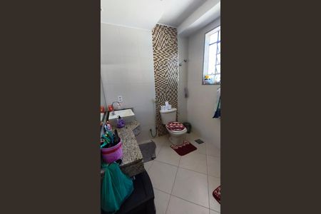 Casa à venda com 100m², 3 quartos e 1 vaga Casa à venda com 100m², 3 quartos e 1 vagaBanheiro
