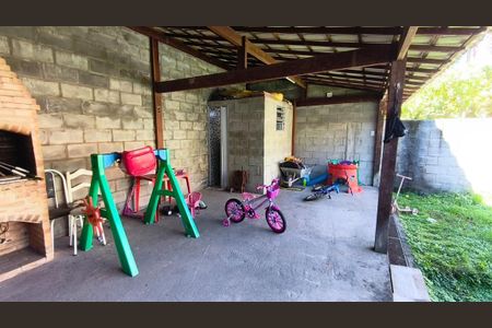 Casa à venda com 100m², 3 quartos e 1 vaga Casa à venda com 100m², 3 quartos e 1 vagaÁrea externa