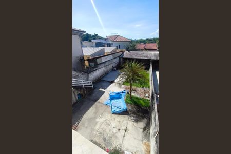 Casa à venda com 100m², 3 quartos e 1 vaga Casa à venda com 100m², 3 quartos e 1 vagaVaranda