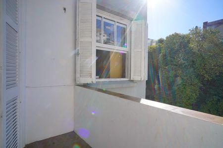 Apartamento à venda com 99m², 3 quartos e sem vaga Apartamento à venda com 99m², 3 quartos e sem vagaVaranda