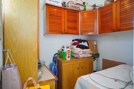 Apartamento à venda com 99m², 3 quartos e sem vaga Apartamento à venda com 99m², 3 quartos e sem vagaQuarto de serviço