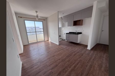 Sala de apartamento para alugar com 2 quartos, 46m² em Recreio dos Bandeirantes, Rio de Janeiro
