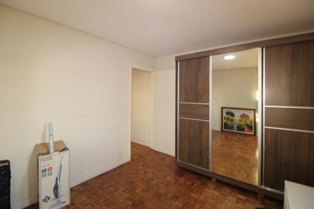 Casa à venda com 176m², 3 quartos e 2 vagasQuarto 3