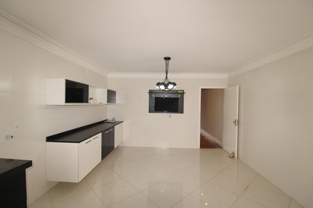 Casa à venda com 176m², 3 quartos e 2 vagasCozinha