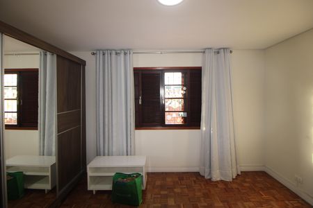 Casa à venda com 176m², 3 quartos e 2 vagasQuarto 3
