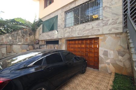 Casa à venda com 176m², 3 quartos e 2 vagasGaragem