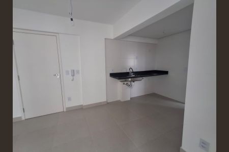 Apartamento para alugar com 34m², 2 quartos e sem vaga
