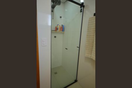 Apartamento à venda com 77m², 3 quartos e 2 vagasBanheiro Social 