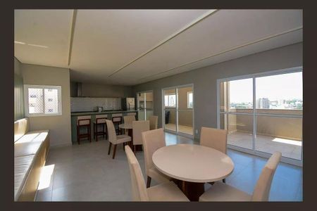 Apartamento à venda com 77m², 3 quartos e 2 vagas Apartamento à venda com 77m², 3 quartos e 2 vagasÁrea comum - Salão de festas