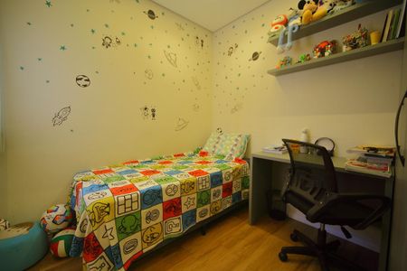 Apartamento à venda com 77m², 3 quartos e 2 vagasQuarto 3 